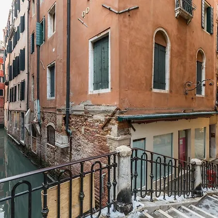 Ca Francesca A San Marco Apartment